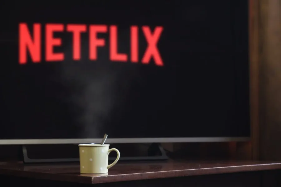 Jak wylogować się z Netflixa na telewizorze?