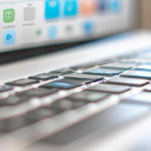 Jak zrobic screena na macbooku?